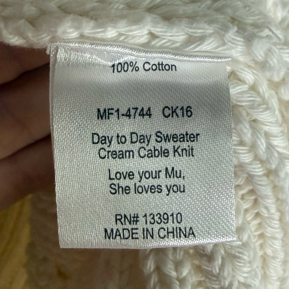 Show me your MuMu day to day cable knit sweater • Women’s XS - Picture 3 of 6
